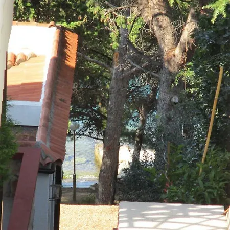 Meni Apartment *